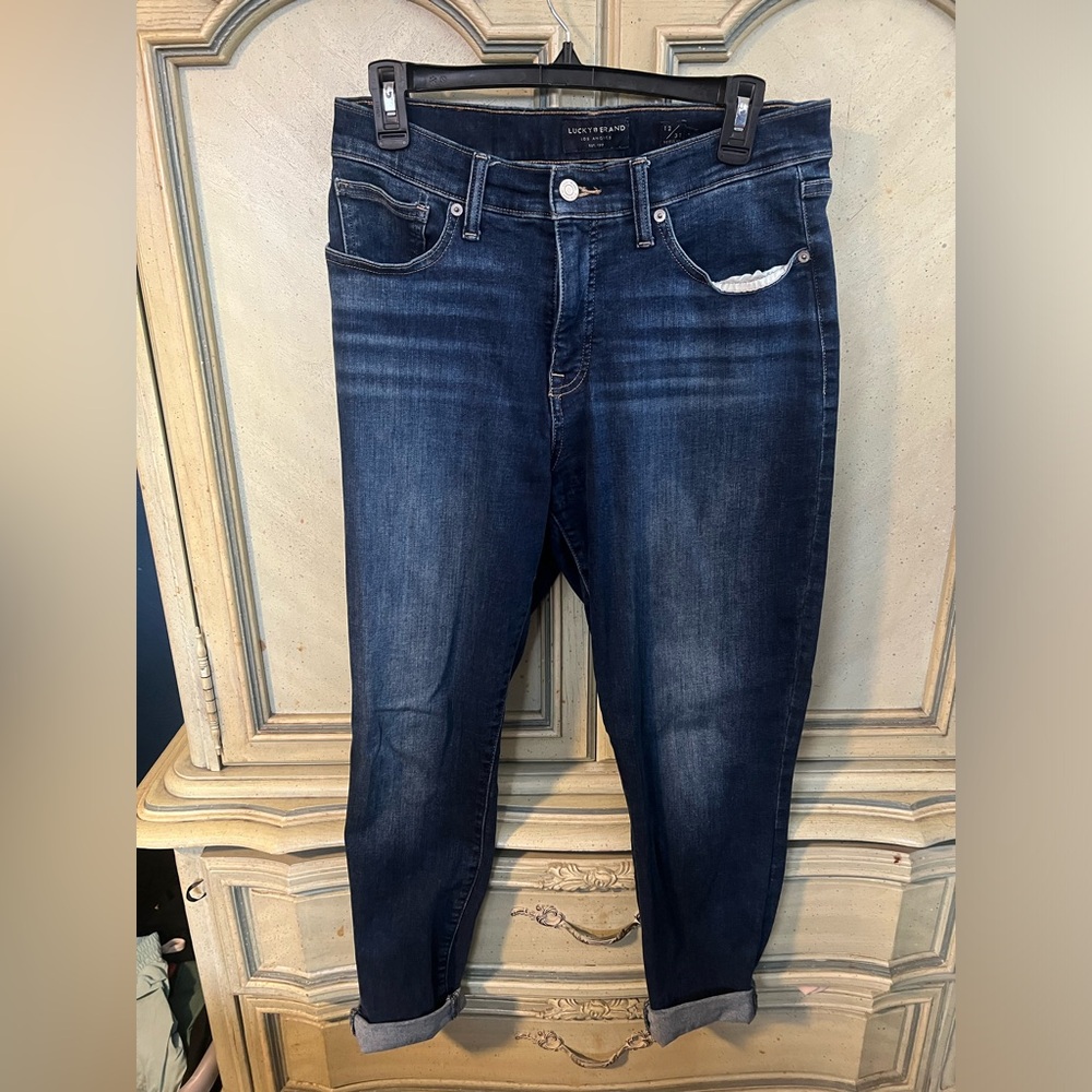 Dark blue lucky jeans